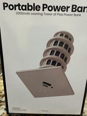 Leaning Tower of Pisa 2000mAh Portable Power Bank -